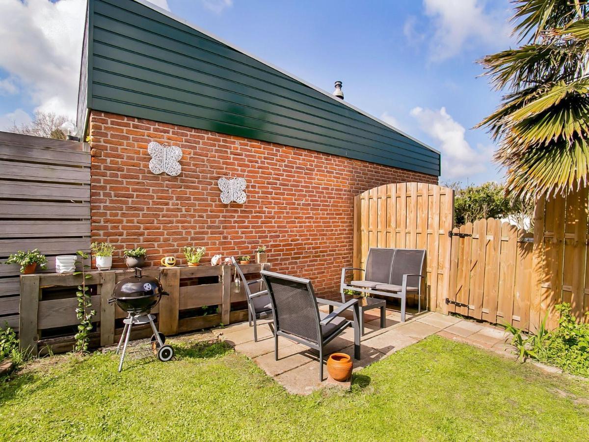 Lovely Bungalow In Noordwijkerhout With Garden ภายนอก รูปภาพ