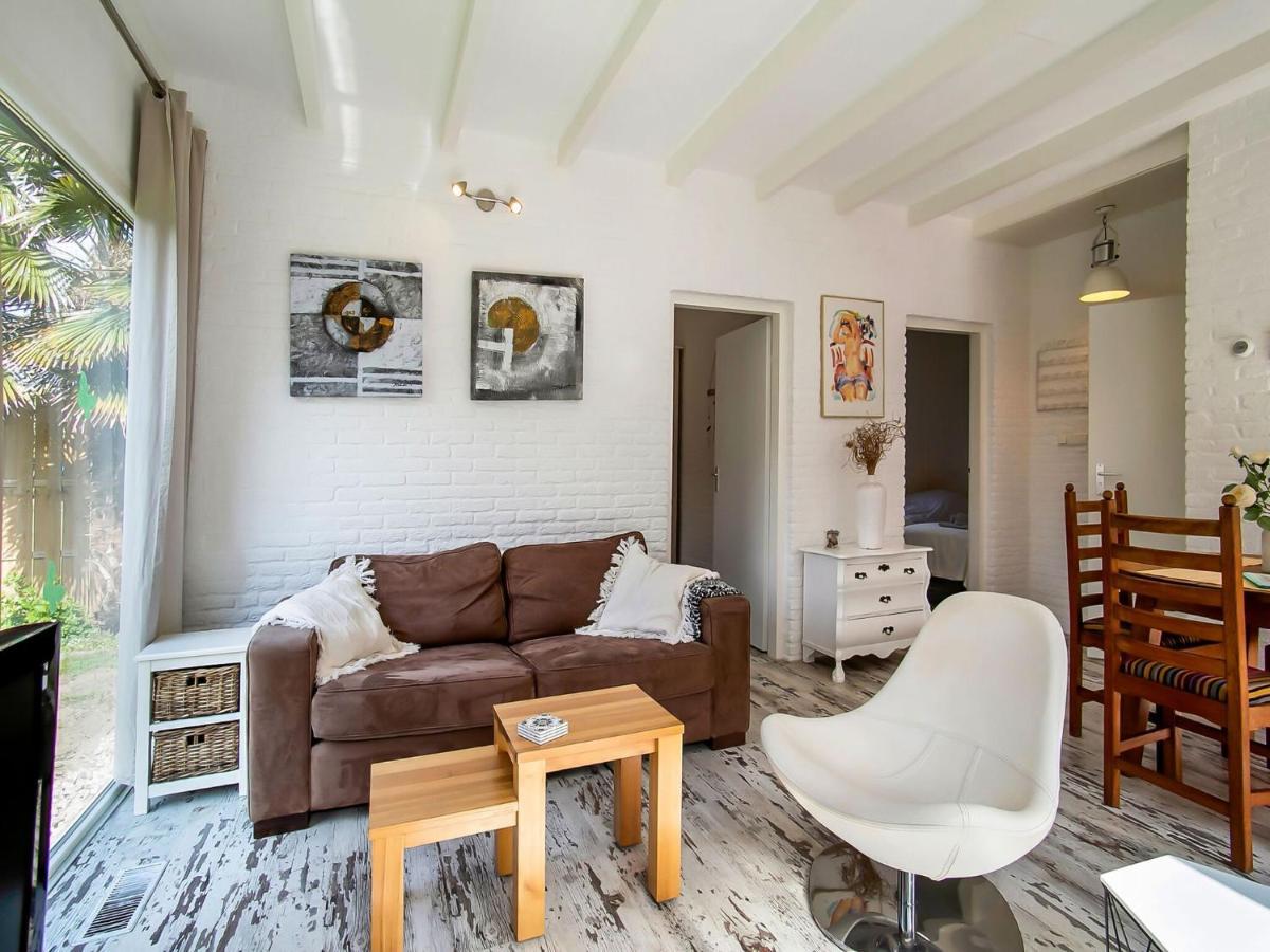 Lovely Bungalow In Noordwijkerhout With Garden ภายนอก รูปภาพ