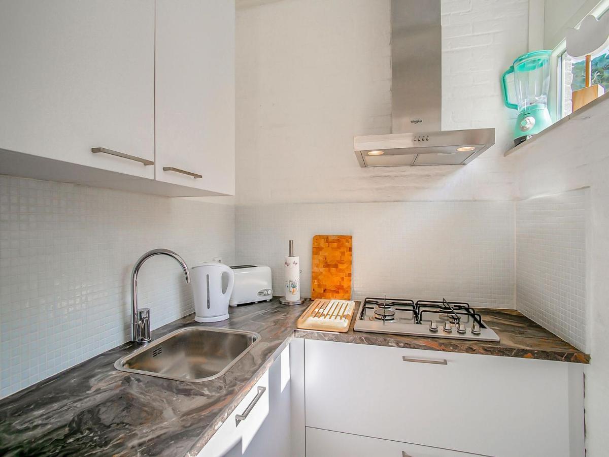 Lovely Bungalow In Noordwijkerhout With Garden ภายนอก รูปภาพ